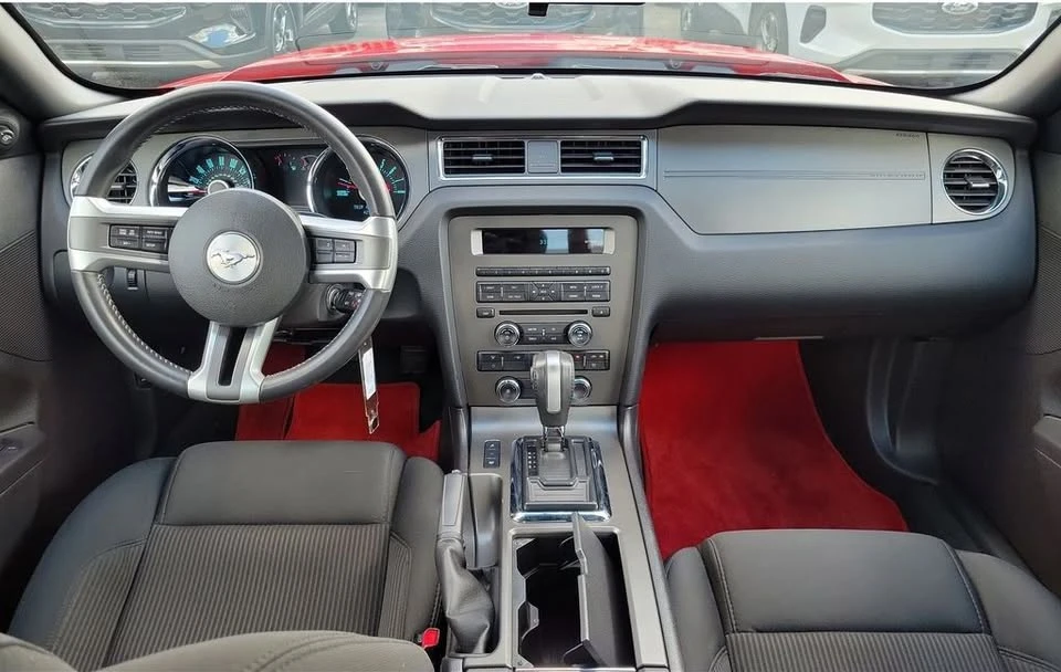 2013 Ford S197 Mustang - Image 10 of 19