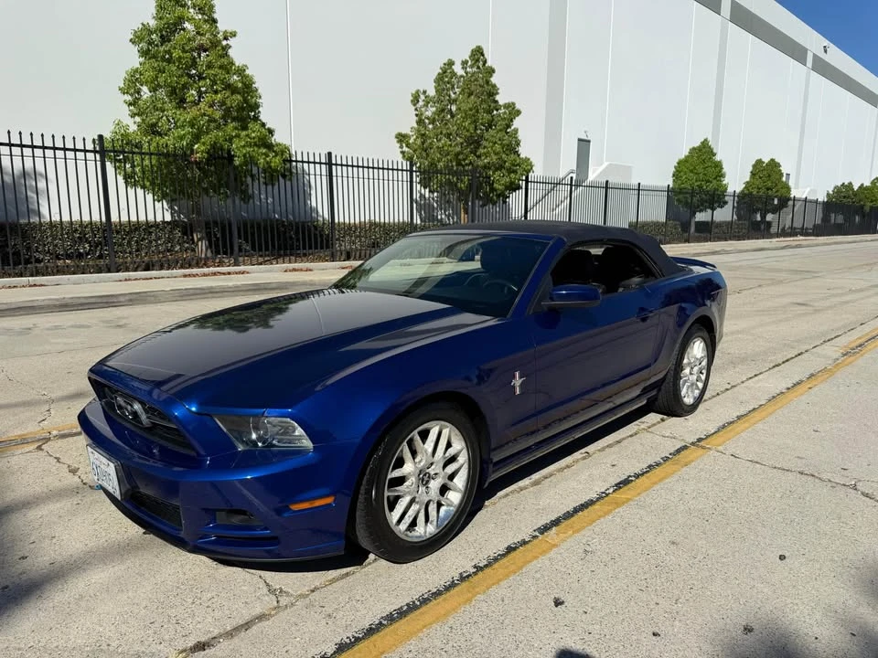 2013 Ford S197 Mustang - Image 5 of 16