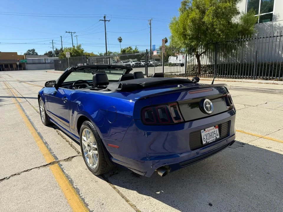 2013 Ford S197 Mustang - Image 2 of 16