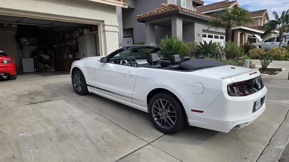2013 Ford S197 Mustang - Image 3 of 8