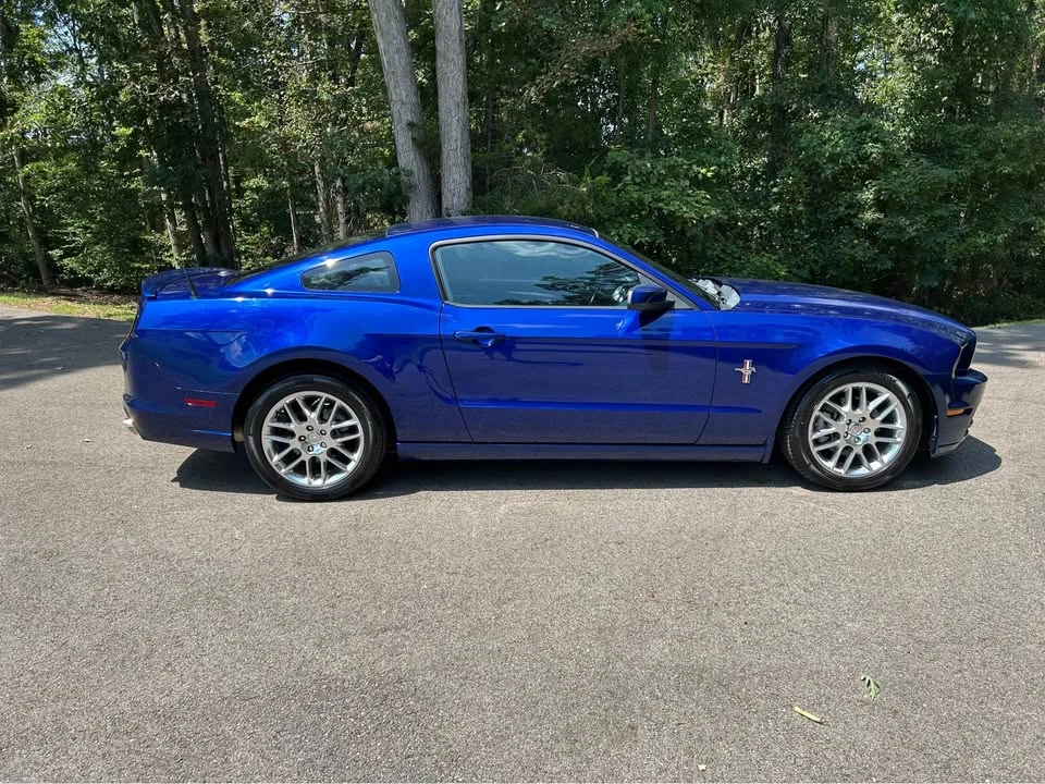 2013 Ford S197 Mustang - Image 8 of 15