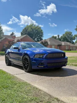2013 Ford Mustang Premium Coupe 2D