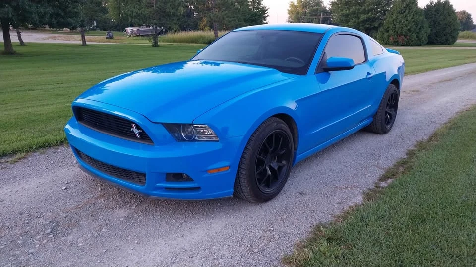 2013 Ford S197 Mustang - Image 2 of 11