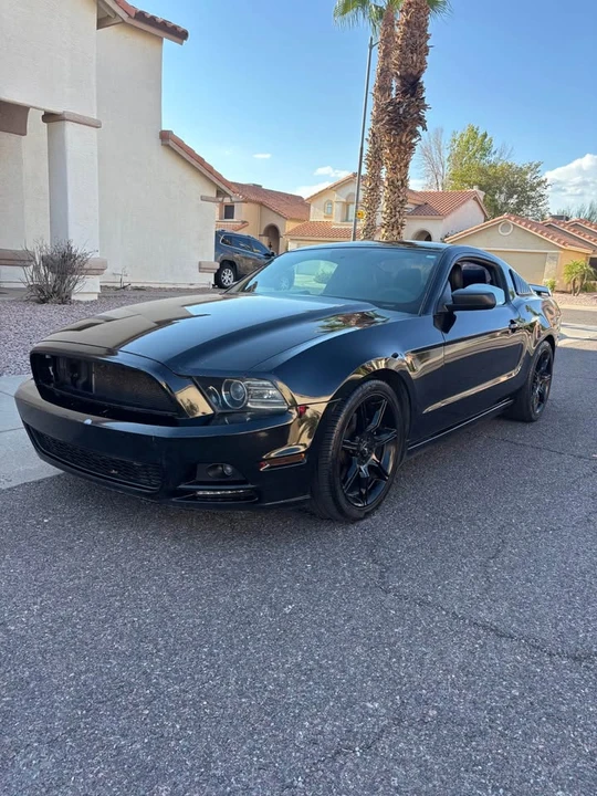 2013 Ford S197 Mustang - Image 2 of 16