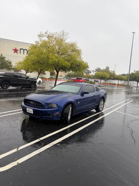 2013 Ford S197 Mustang - Image 3 of 5