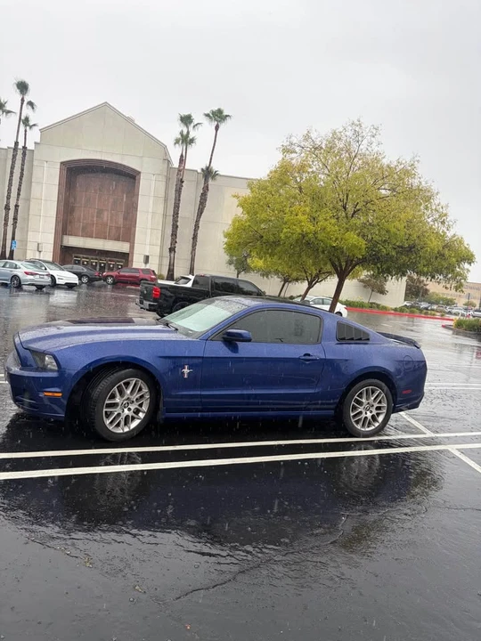 2013 Ford S197 Mustang - Image 4 of 5