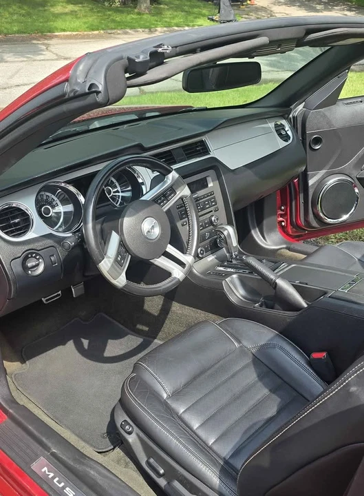 2013 Ford S197 Mustang GT - Image 11 of 19