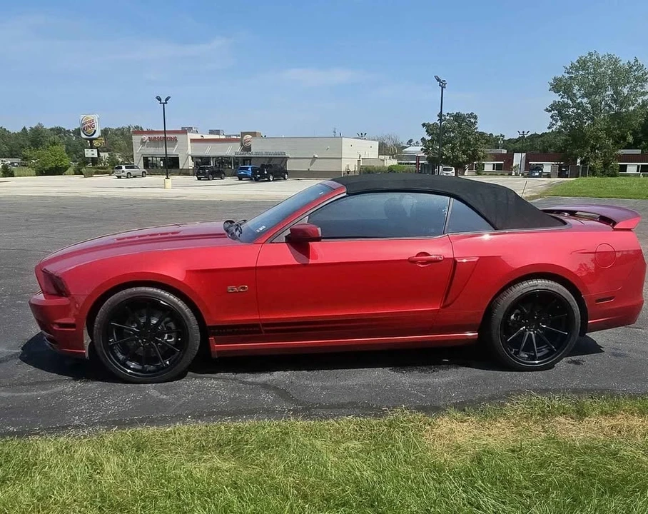 2013 Ford S197 Mustang GT - Image 4 of 19