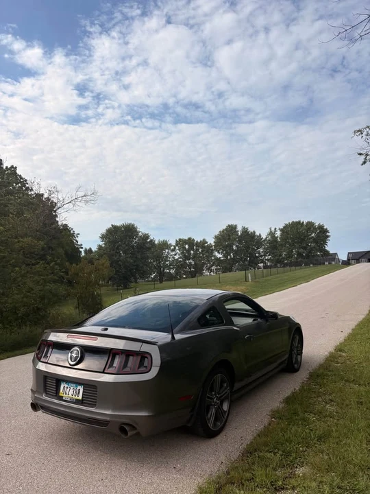 2013 Ford S197 Mustang - Image 4 of 8