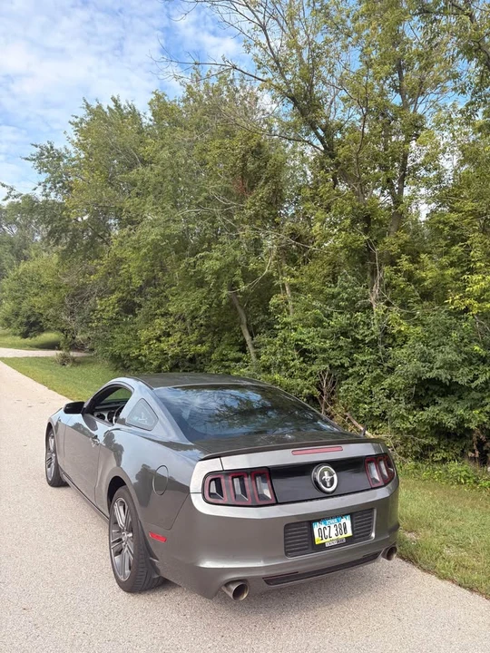 2013 Ford S197 Mustang - Image 6 of 8