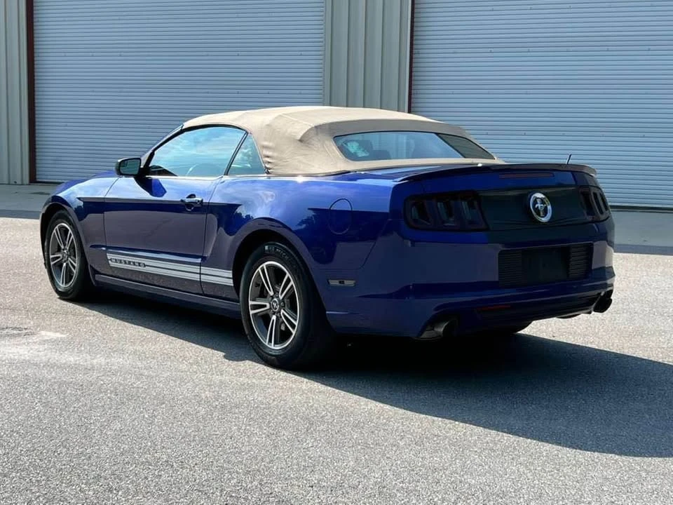 2013 Ford S197 Mustang - Image 7 of 18