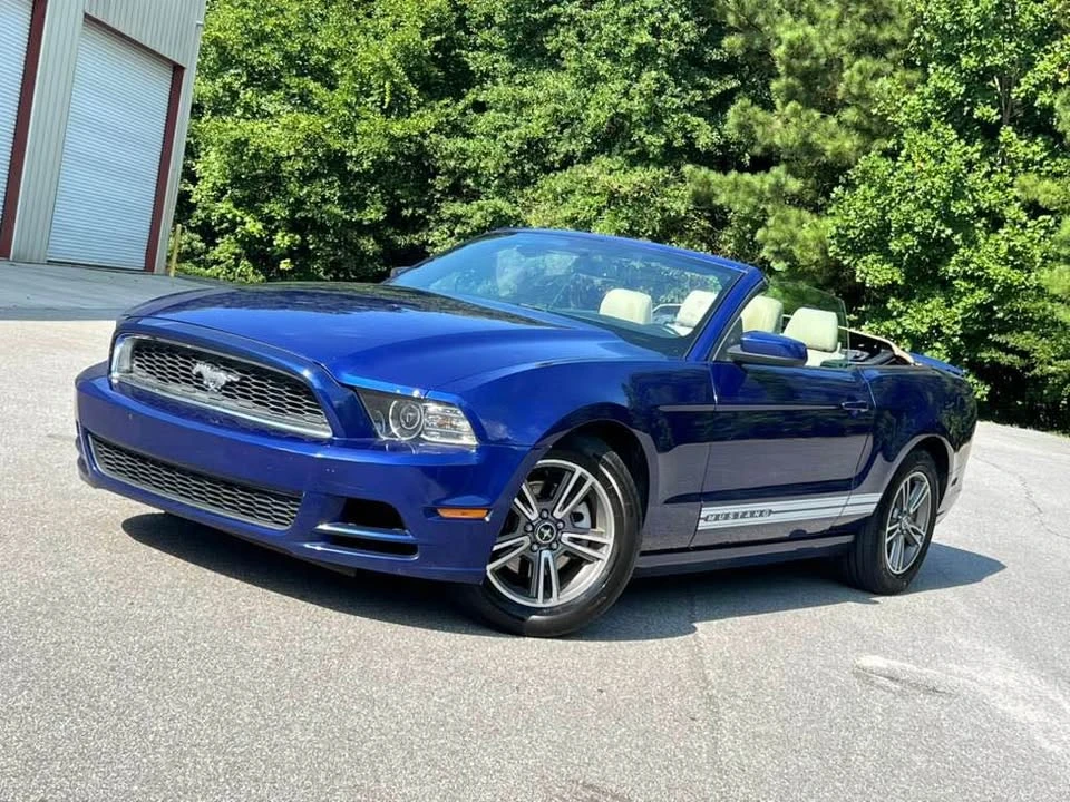 2013 Ford S197 Mustang - Image 9 of 18