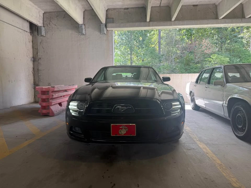 2013 Ford S197 Mustang - Image 2 of 8