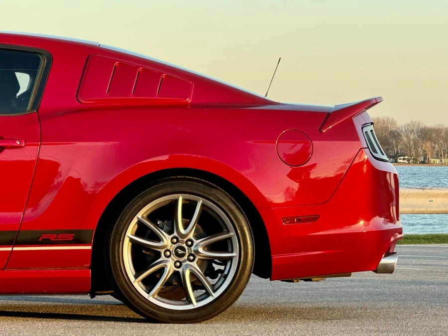 2013 Ford S197 Mustang - Image 13 of 26