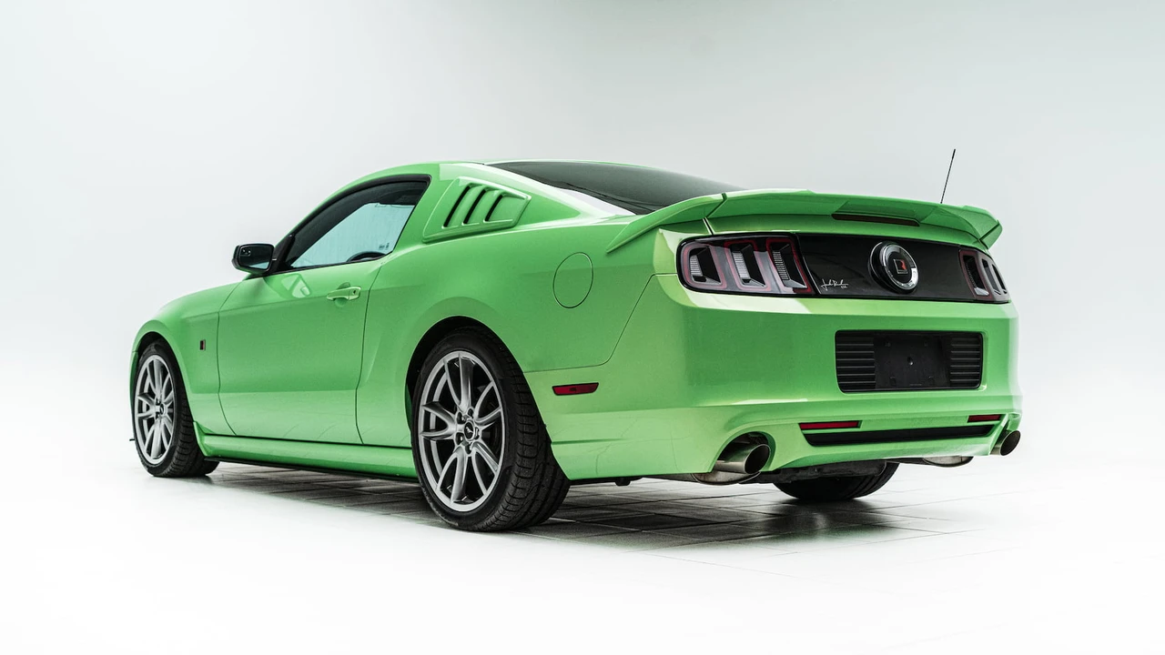 2013 Ford S197 Mustang - Image 2 of 21