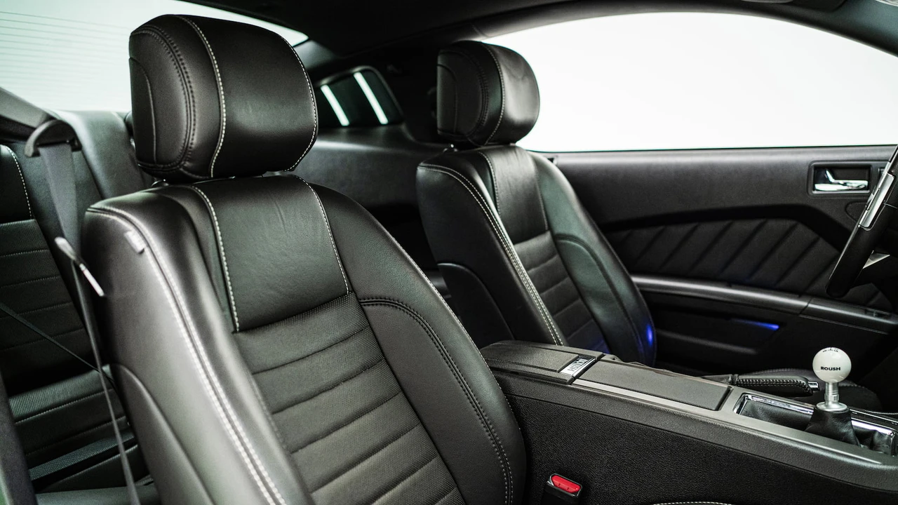 2013 Ford S197 Mustang - Image 8 of 21