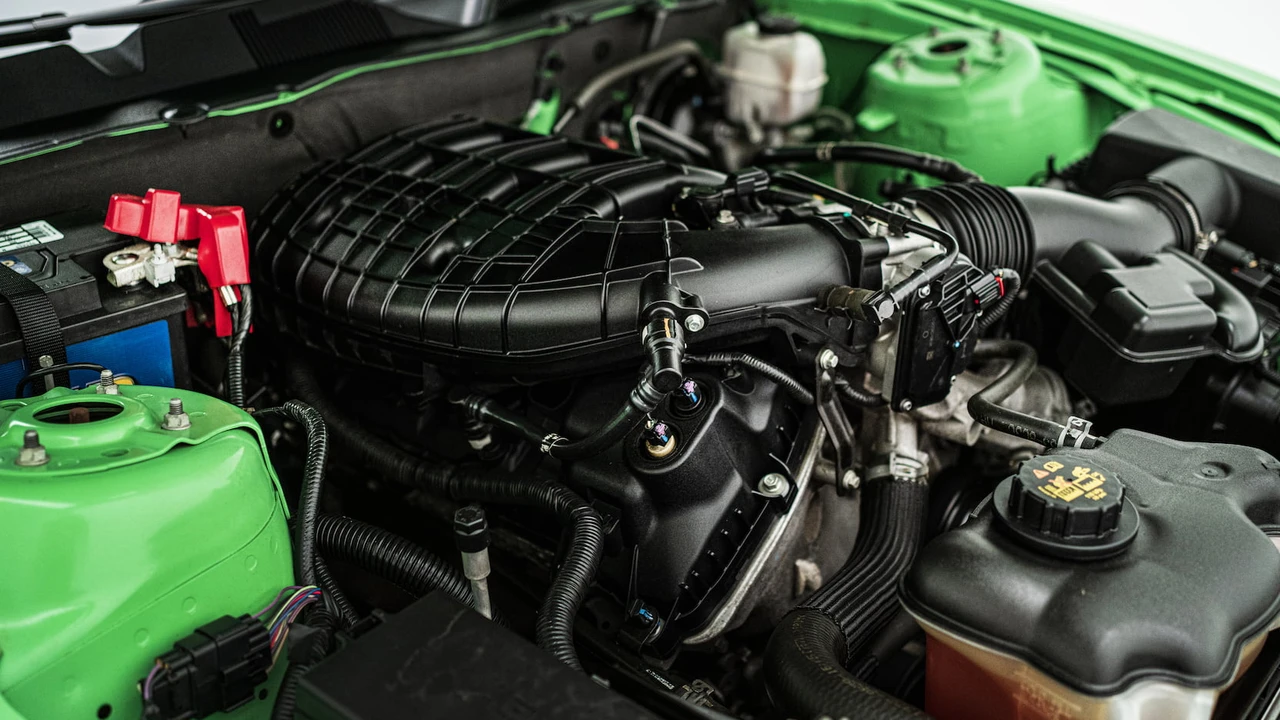 2013 Ford S197 Mustang - Image 11 of 21