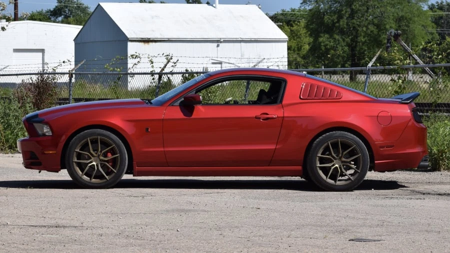 2013 Ford S197 Mustang - Image 2 of 18