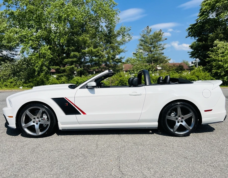 2013 Ford S197 Mustang - Image 8 of 31