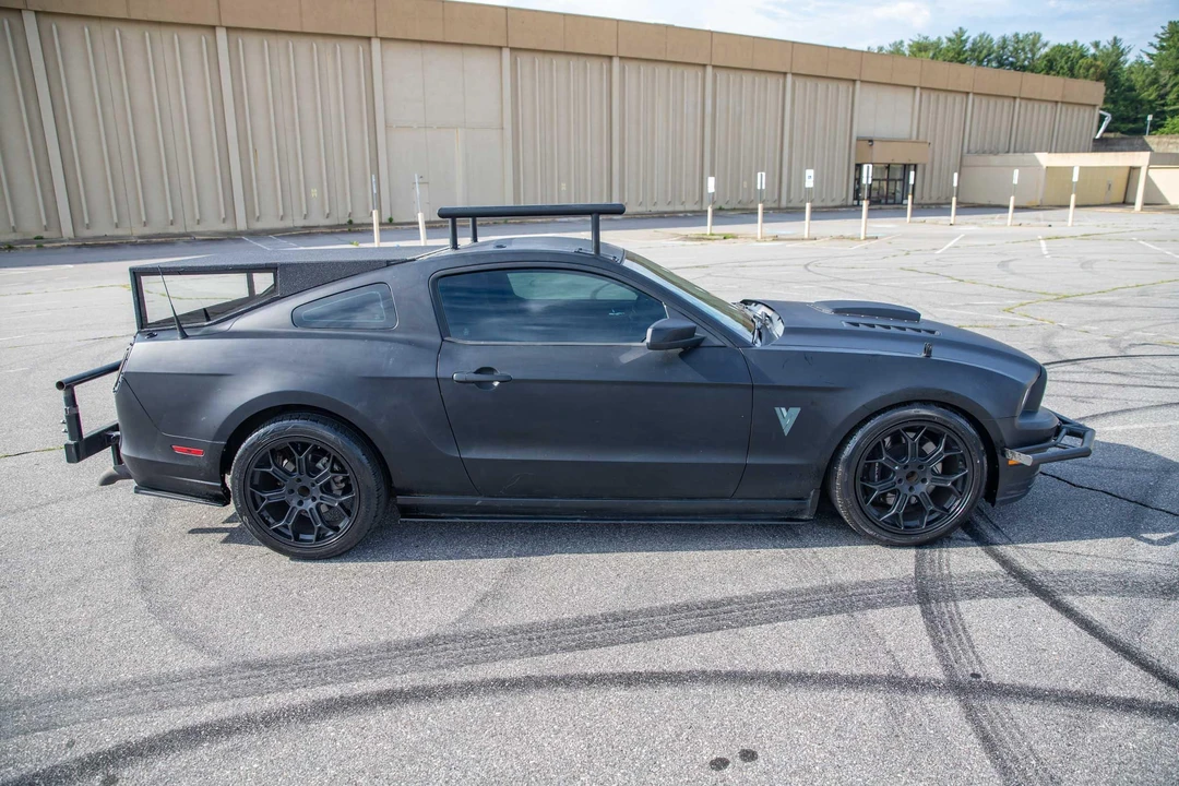 2013 Ford S197 Mustang - Image 3 of 31