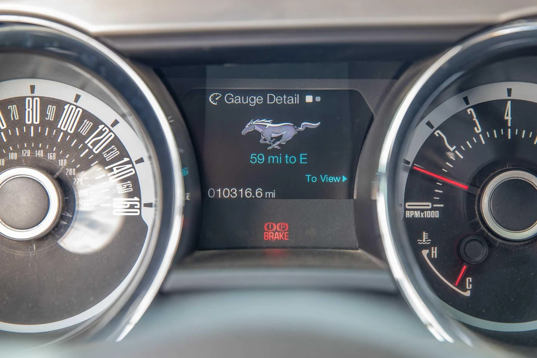 2013 Ford S197 Mustang - Image 30 of 31