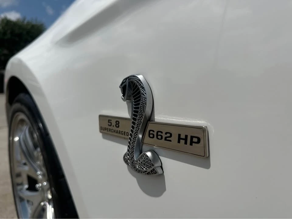 2013 Ford S197 II Shelby Mustang GT500 - Image 4 of 11