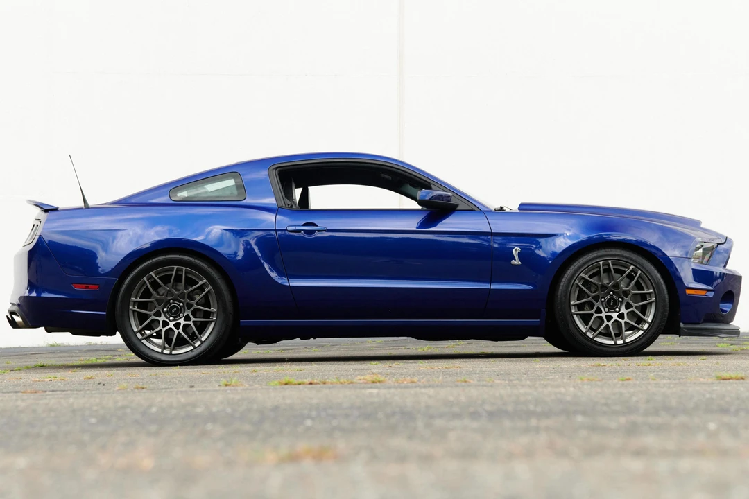 2013 Ford S197 II Shelby Mustang GT500 - Image 3 of 31