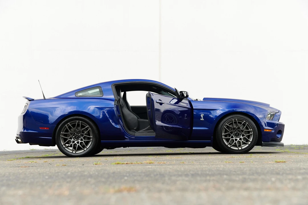 2013 Ford S197 II Shelby Mustang GT500 - Image 13 of 31