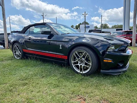 2013 Ford Mustang Shelby GT500 Cobra Convertible 2D