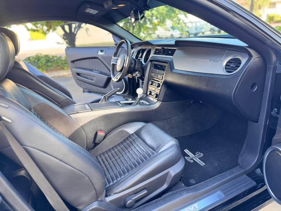 2013 Ford S197 Mustang - Image 13 of 18