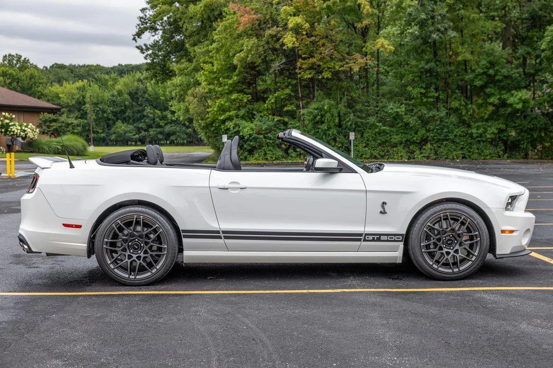 2013 Ford S197 Mustang - Image 7 of 31