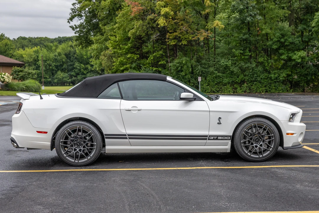 2013 Ford S197 Mustang - Image 3 of 31