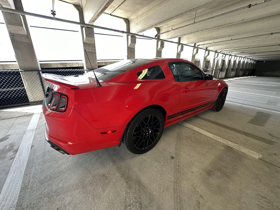 2013 Ford S197 II Shelby Mustang GT500 - Image 27 of 31