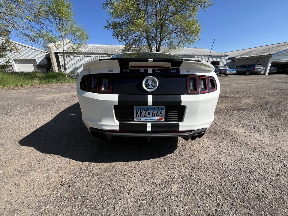 2013 Ford S197 II Shelby Mustang GT500 - Image 16 of 31