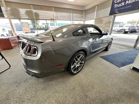 2013 Ford Mustang Shelby GT500 Coupe 2D