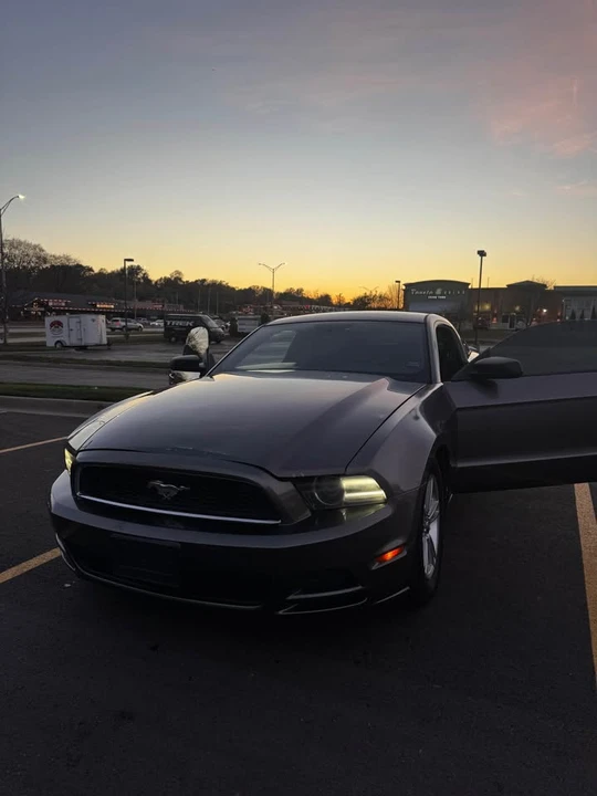 2013 Ford S197 Mustang - Image 10 of 12