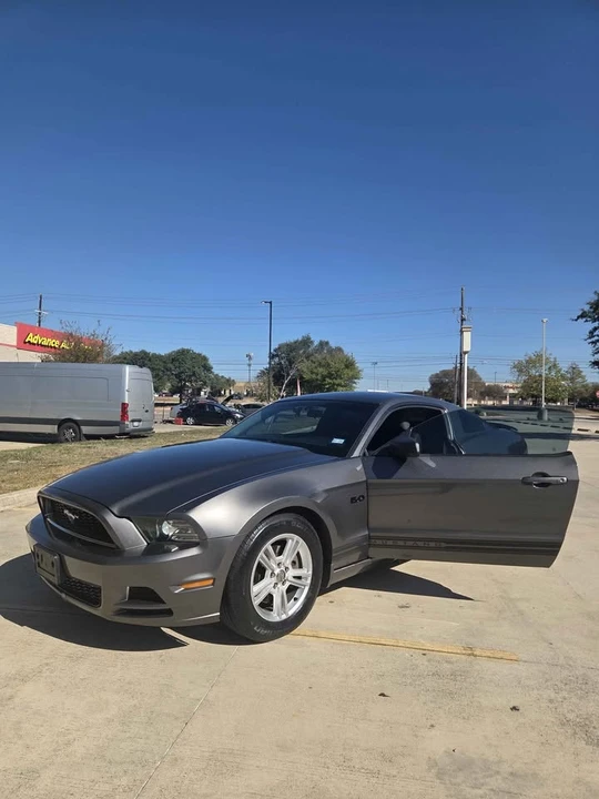 2013 Ford S197 Mustang - Image 5 of 13