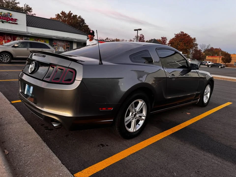 2013 Ford S197 Mustang - Image 11 of 12