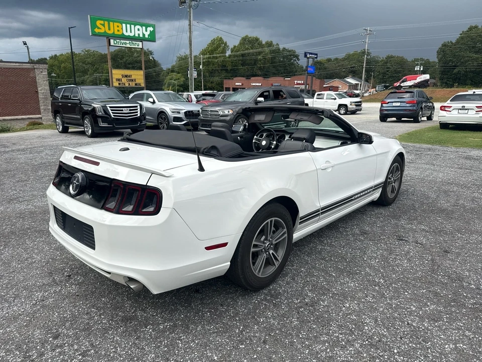 2013 Ford S197 Mustang - Image 7 of 14