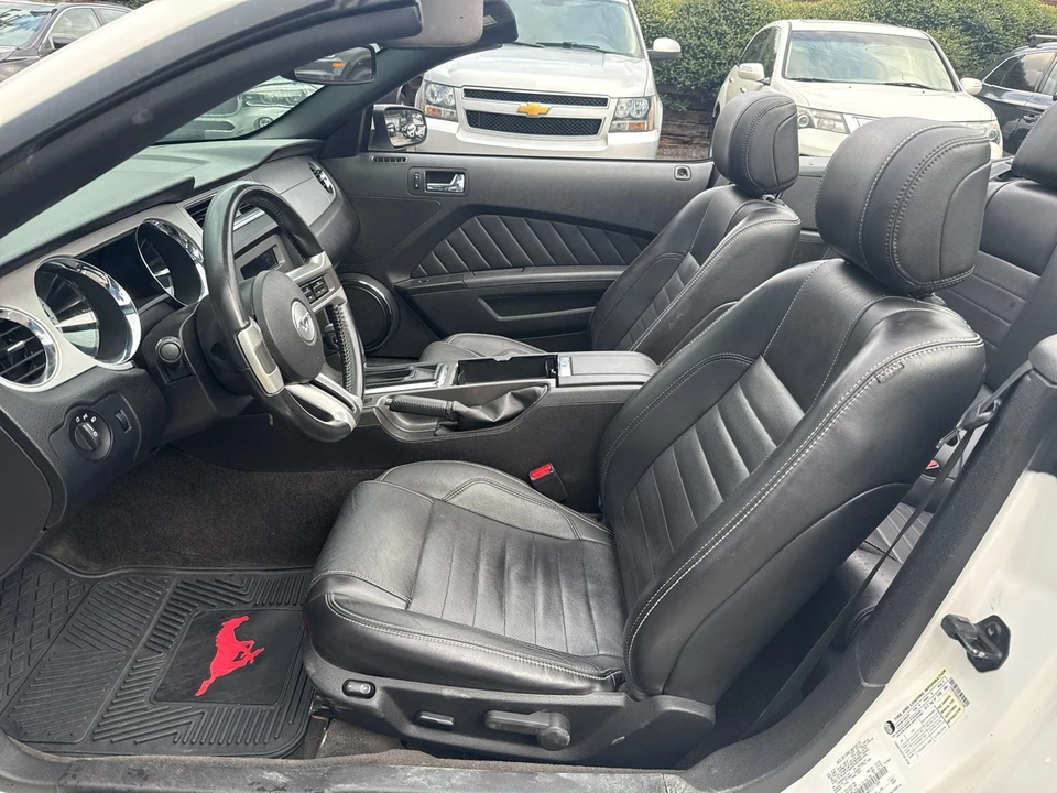 2013 Ford S197 Mustang - Image 10 of 14