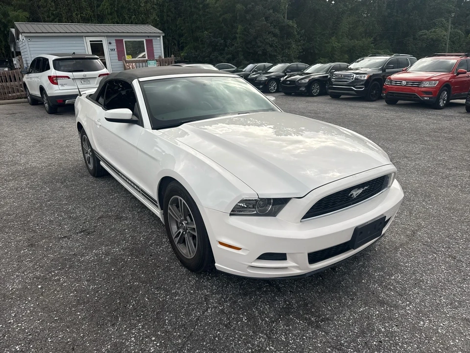 2013 Ford S197 Mustang - Image 3 of 14