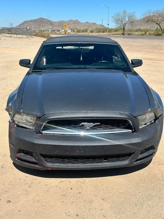2013 Ford S197 Mustang - Image 2 of 8