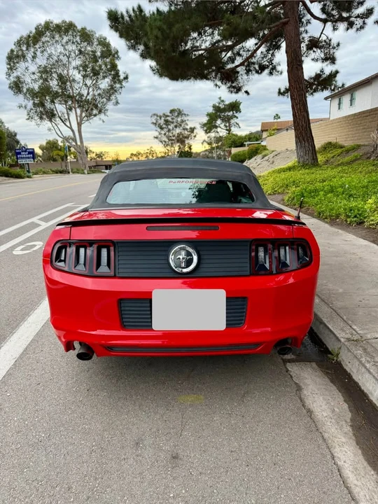2013 Ford S197 Mustang - Image 2 of 15