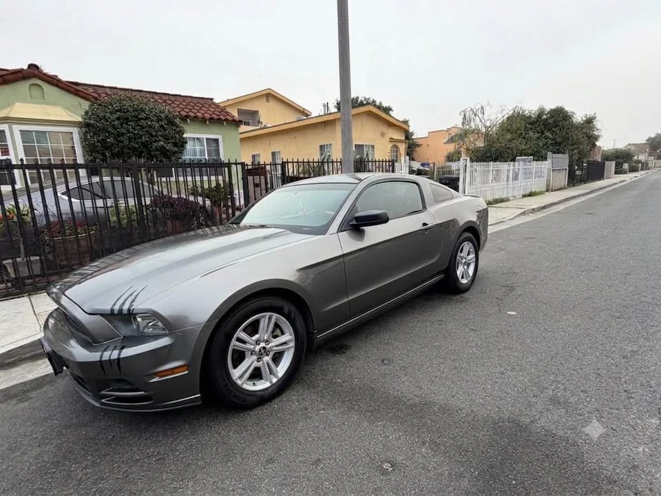 2013 Ford S197 Mustang - Image 3 of 9