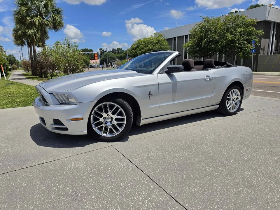 2013 Ford S197 Mustang - Image 5 of 15