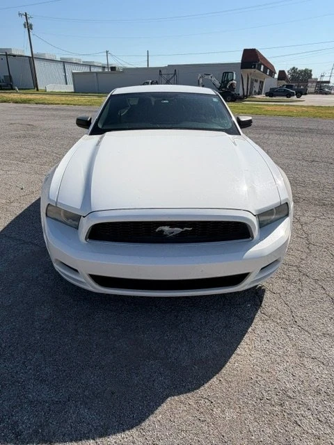 2013 Ford S197 Mustang - Image 2 of 15