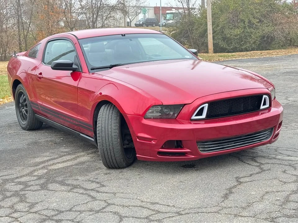 2013 Ford S197 Mustang - Image 3 of 11