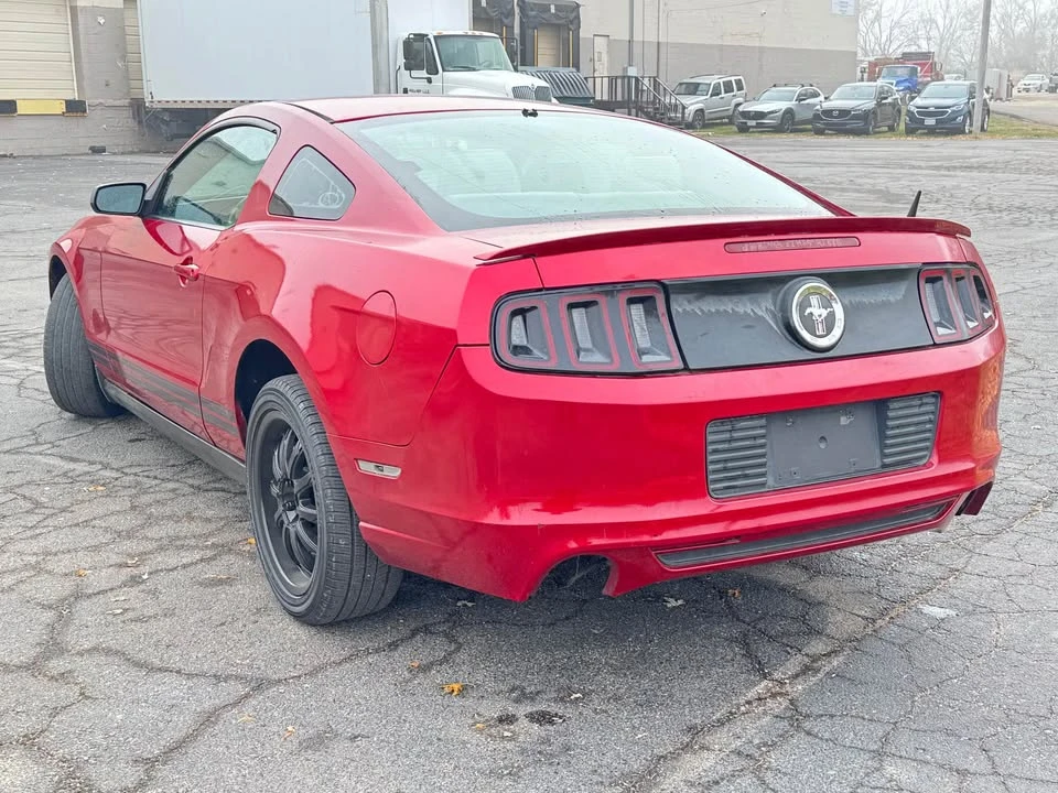 2013 Ford S197 Mustang - Image 6 of 11