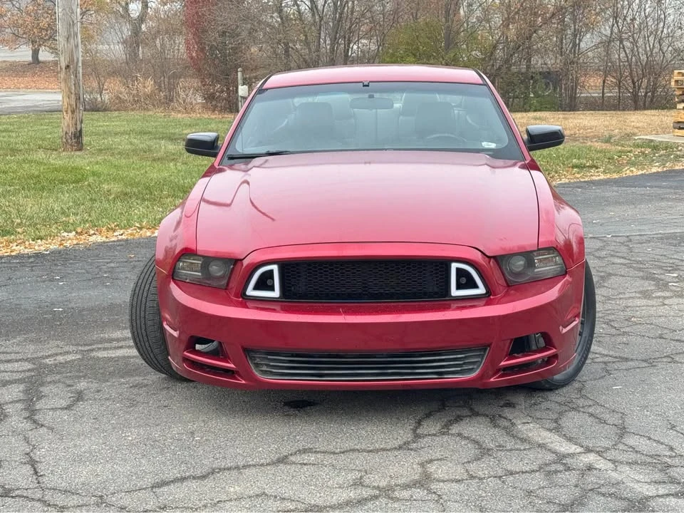 2013 Ford S197 Mustang - Image 2 of 11