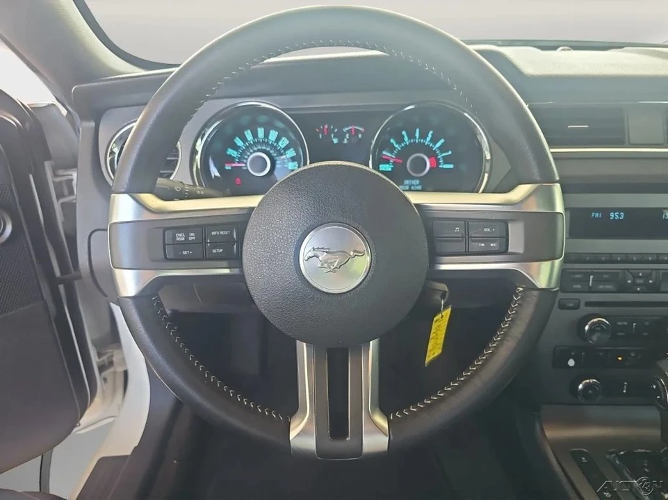 2013 Ford S197 Mustang - Image 9 of 21